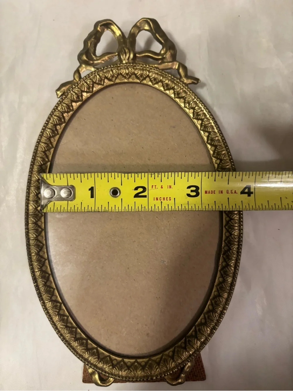 Vintage Italian Ornate Oval Metal Picture Frame in Gold - Classic Home Accent